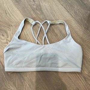 Lululemon Free to Be Bra